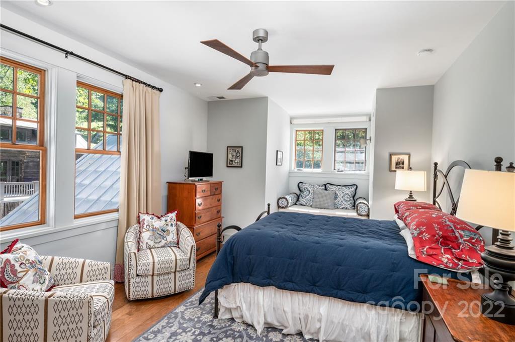 287 Whisper Mountain Drive Leicester NC 28748