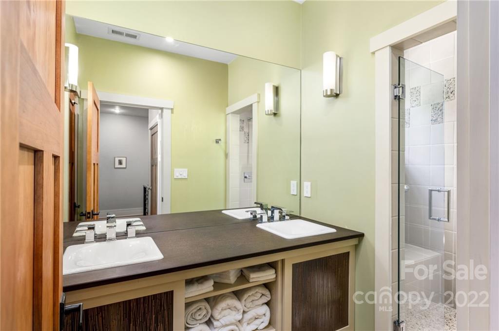 287 Whisper Mountain Drive Leicester NC 28748
