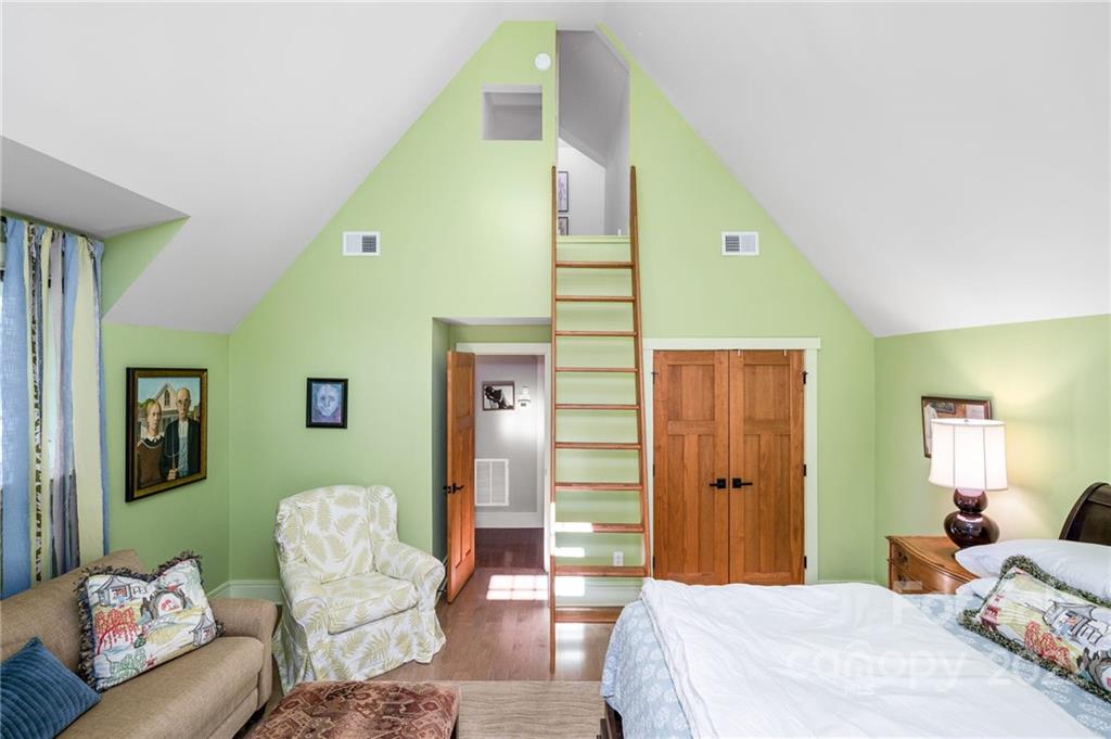 287 Whisper Mountain Drive Leicester NC 28748