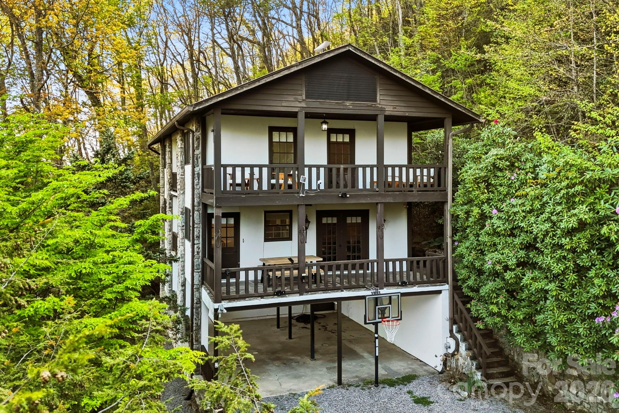 821 Summit Drive Maggie Valley NC 28751