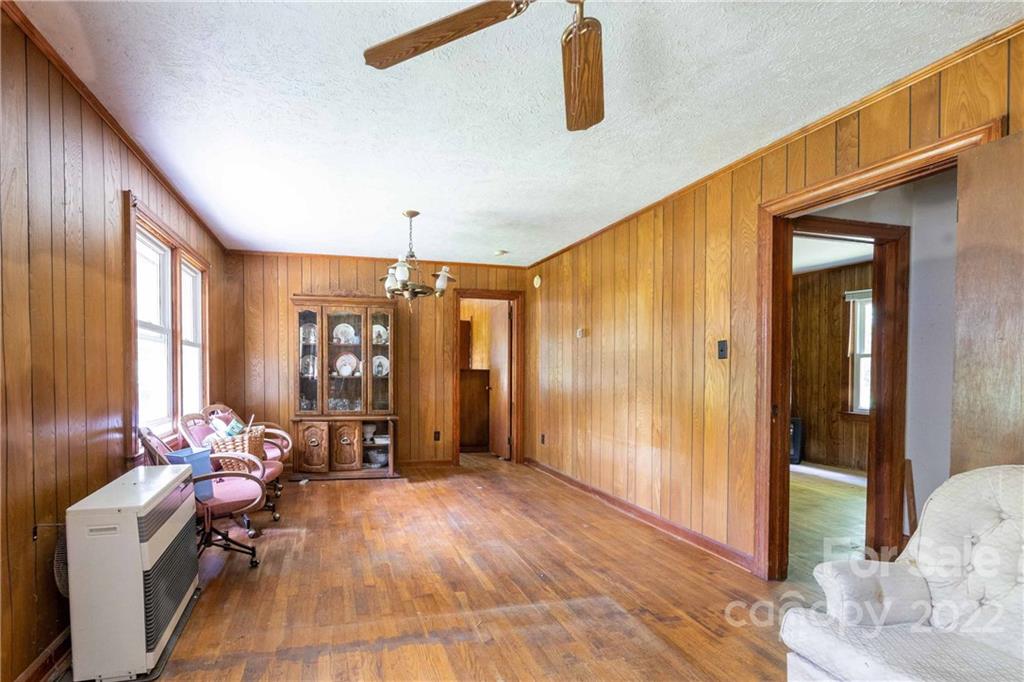 92 Violet Lane Newland NC 28657