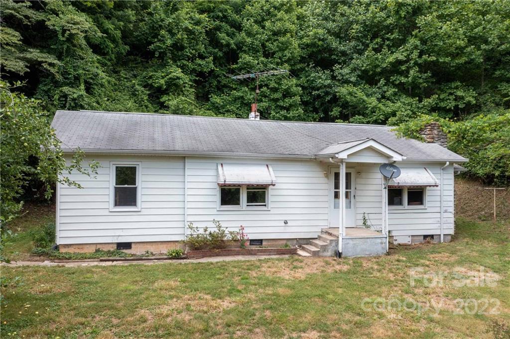 92 Violet Lane Newland NC 28657