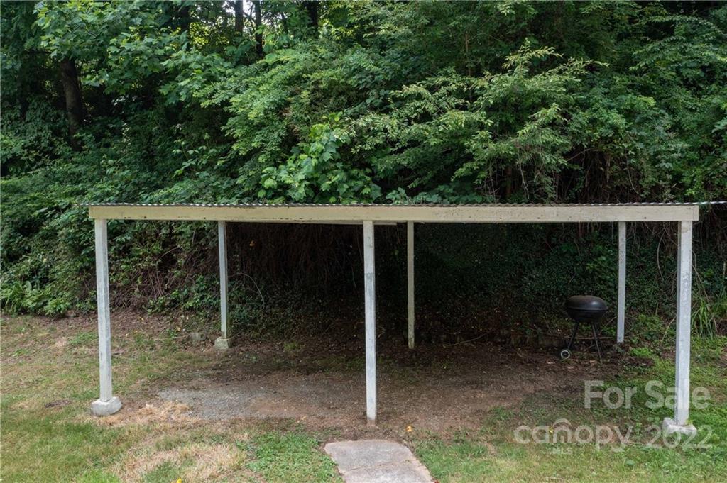 92 Violet Lane Newland NC 28657