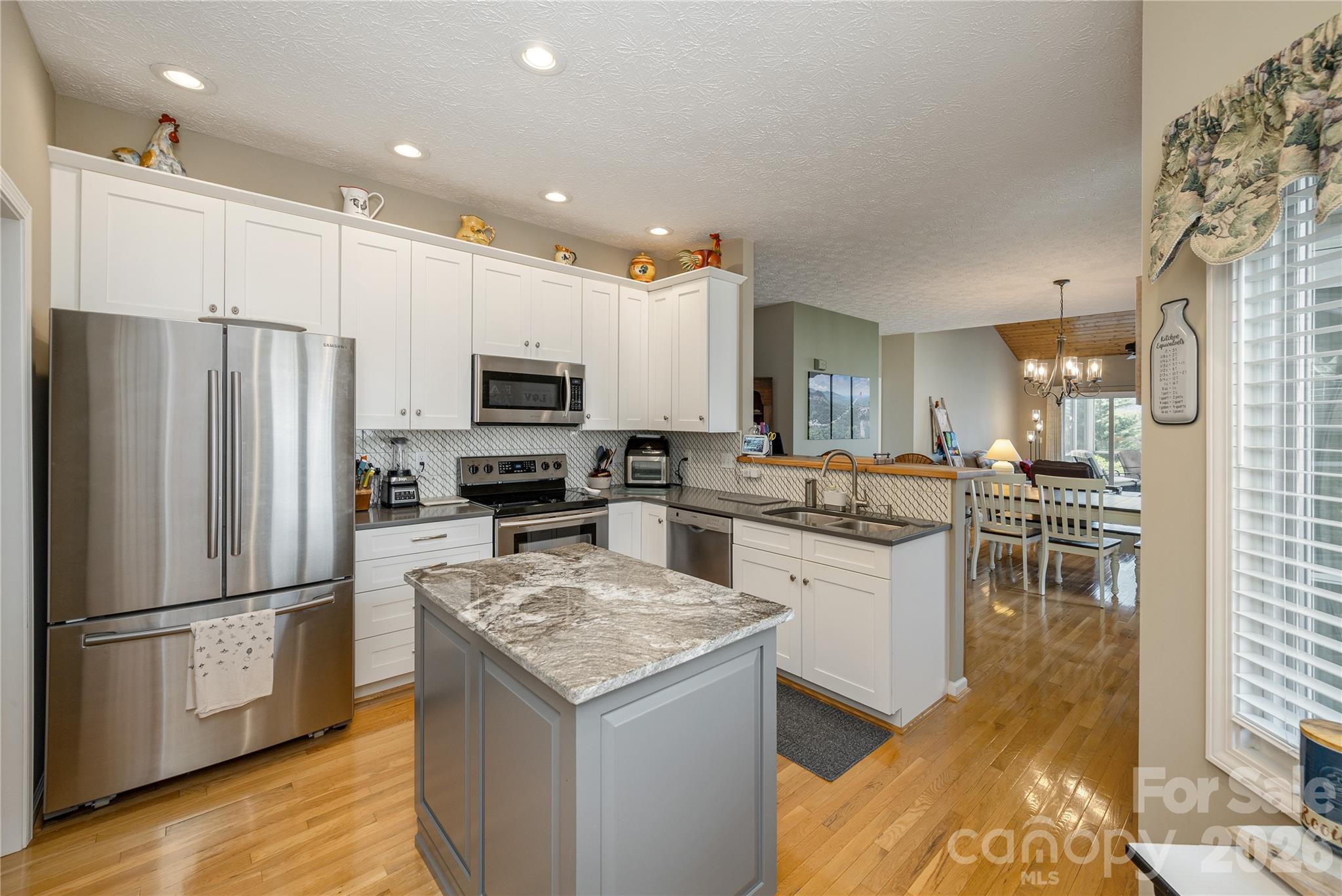 2115 Cumming Woods Court Hendersonville NC 28739