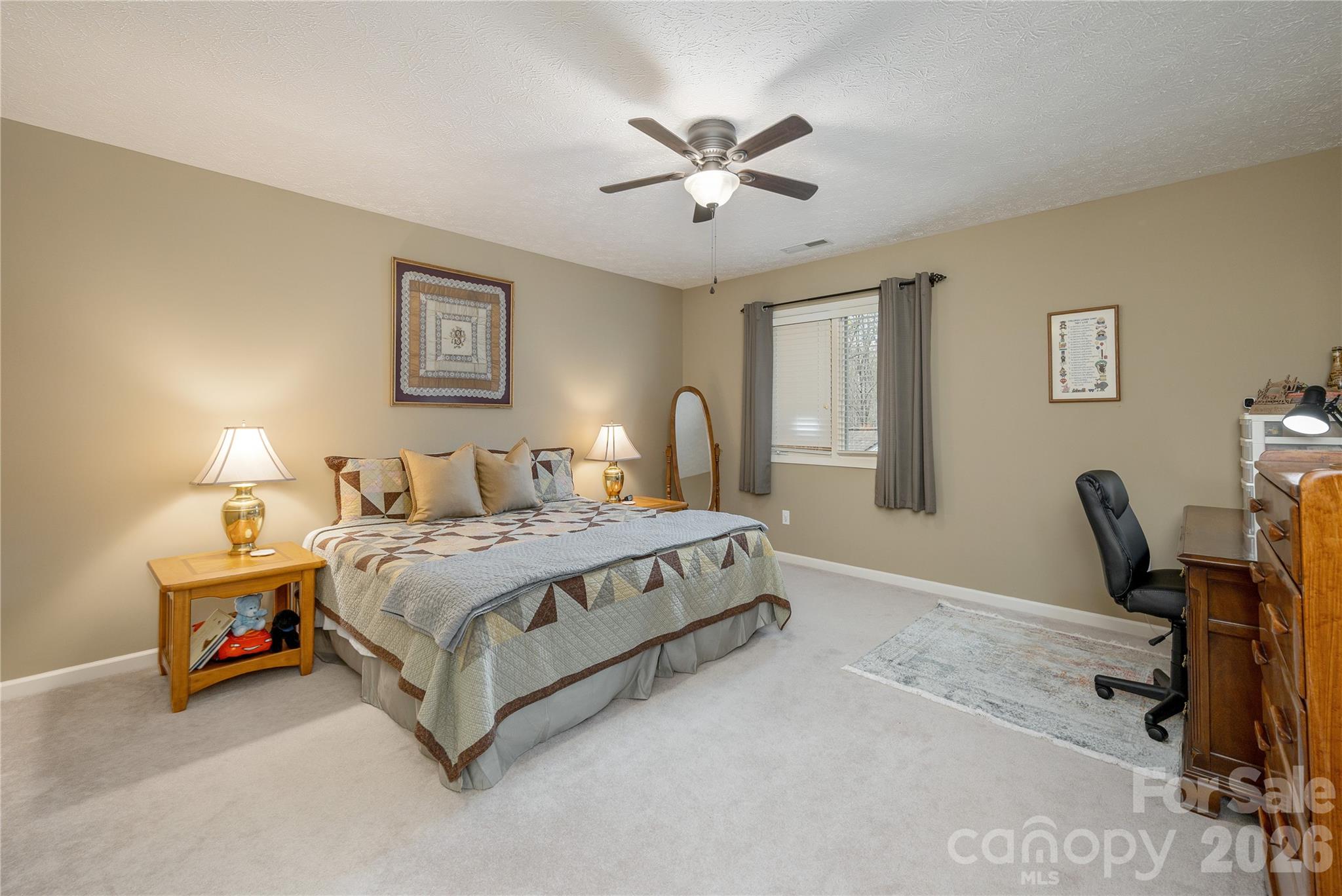 2115 Cumming Woods Court Hendersonville NC 28739