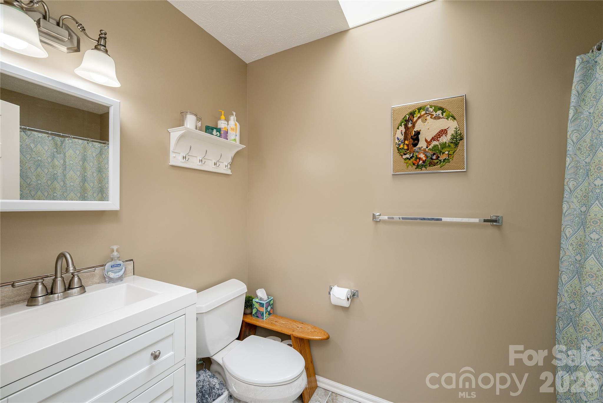 2115 Cumming Woods Court Hendersonville NC 28739