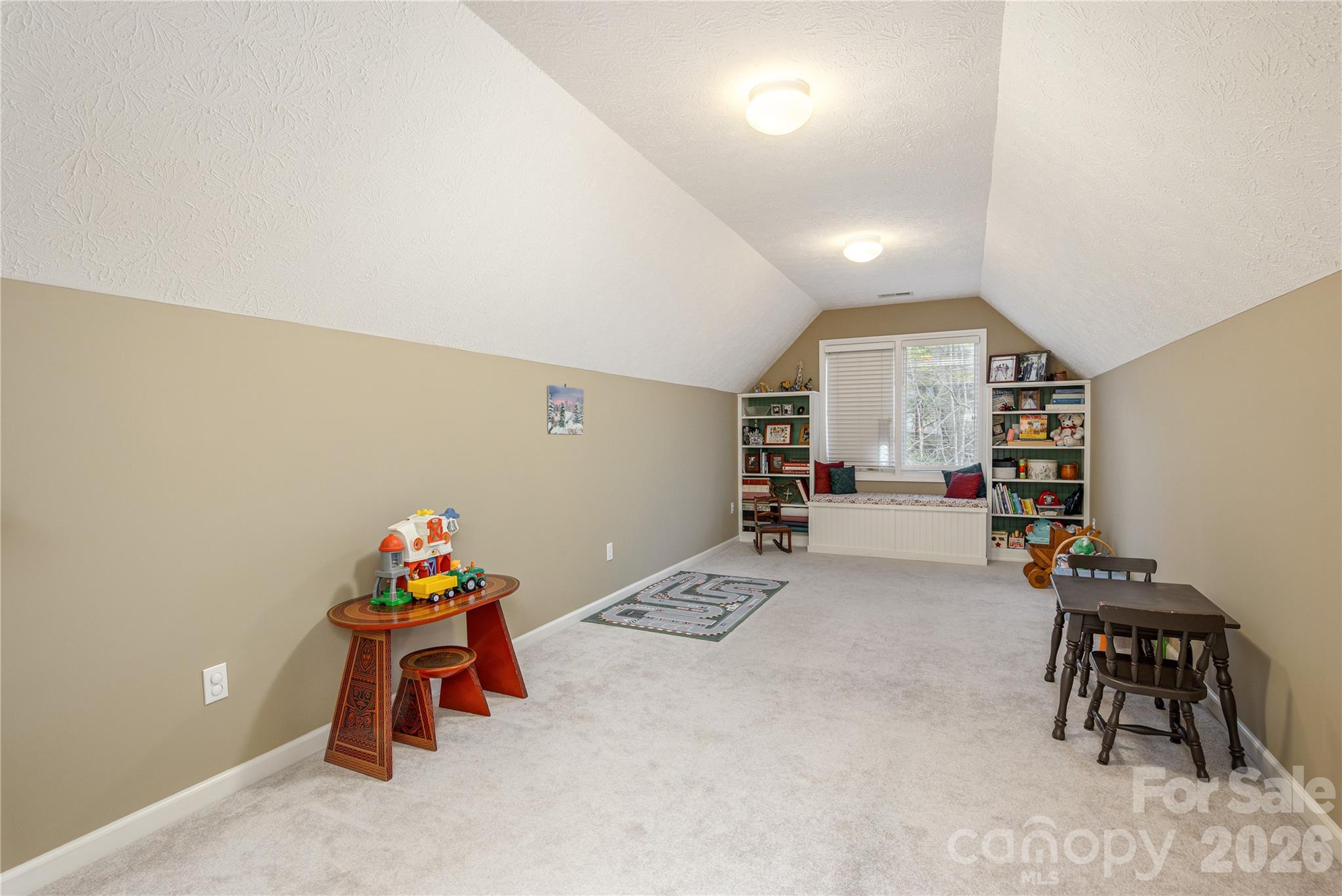 2115 Cumming Woods Court Hendersonville NC 28739