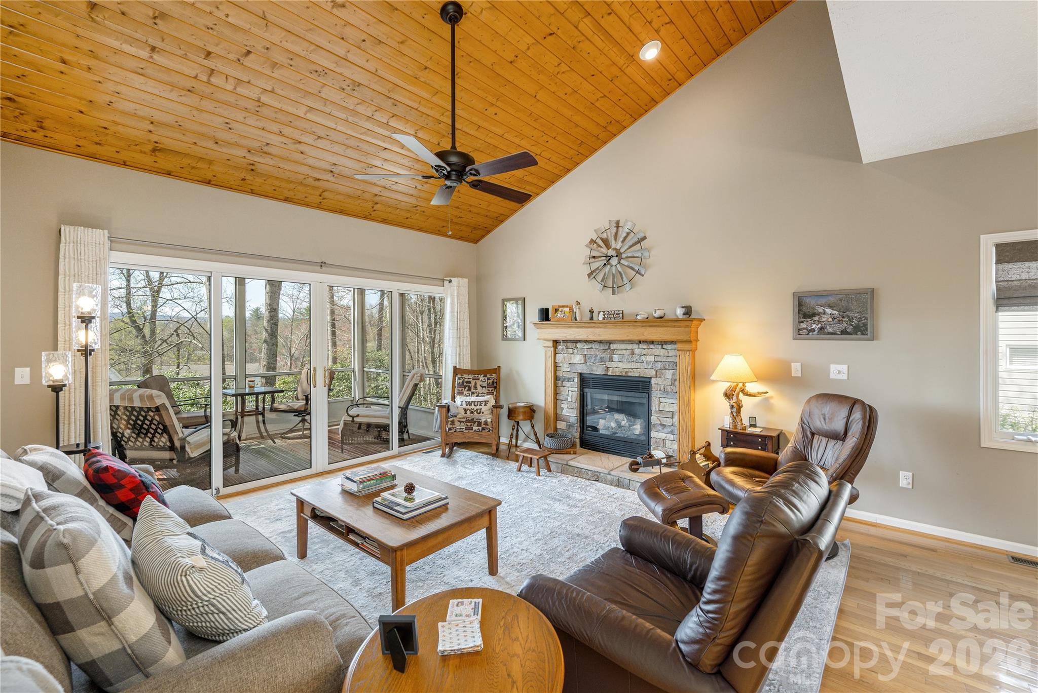 2115 Cumming Woods Court Hendersonville NC 28739
