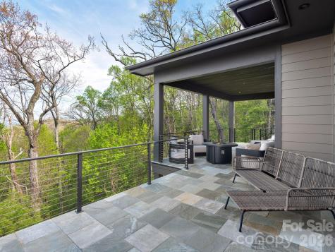 642 Altamont View Asheville NC 28804