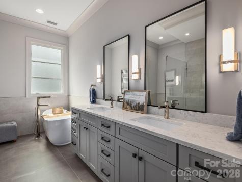 642 Altamont View Asheville NC 28804