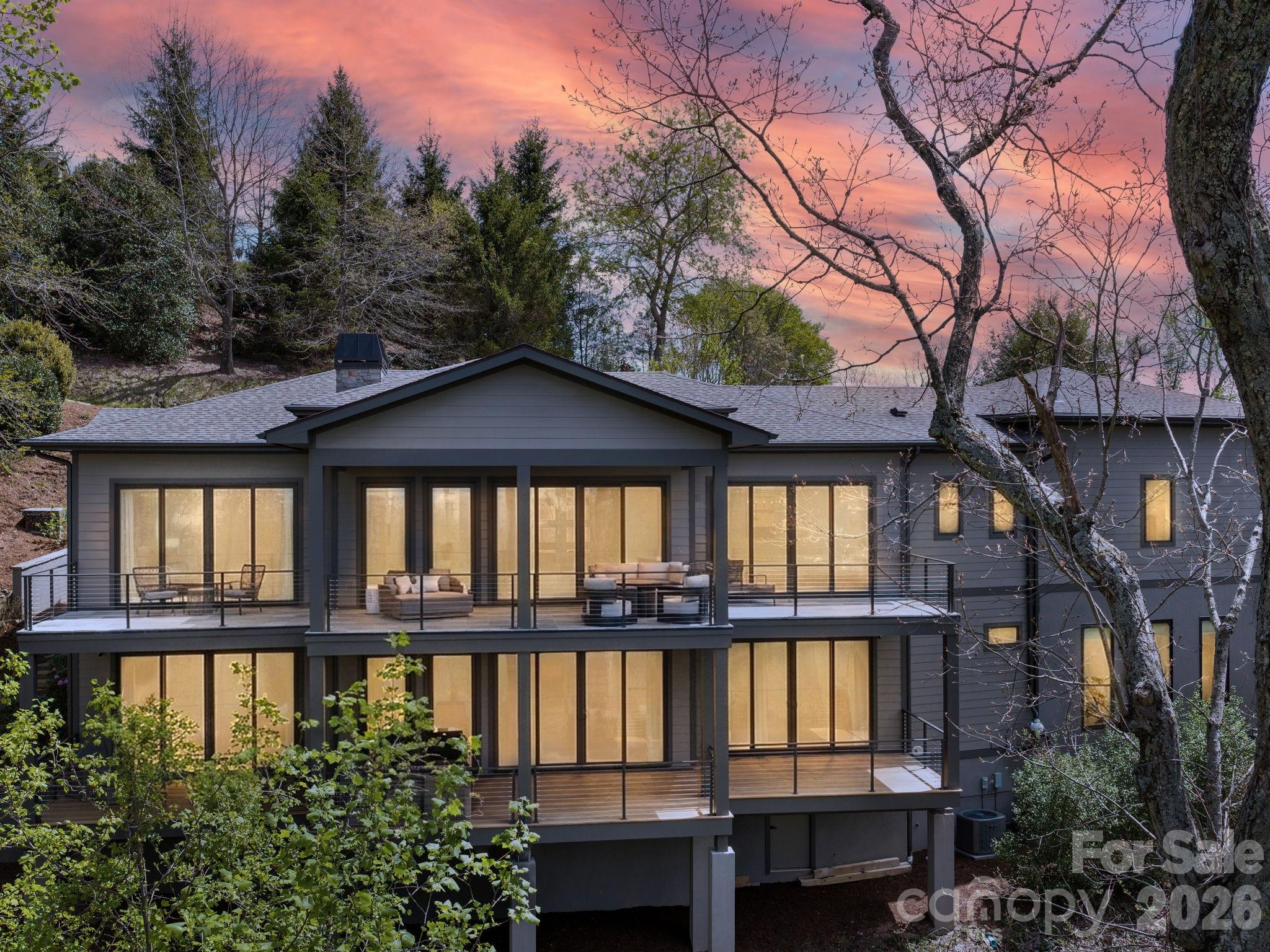 642 Altamont View Asheville NC 28804