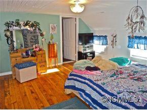 4048 Newfound Road Canton NC 28716