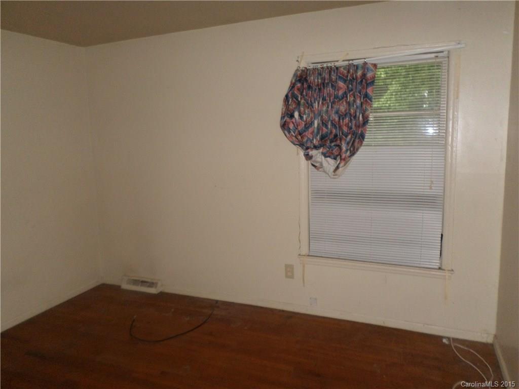 806 Edgegreen Drive Charlotte NC 28217