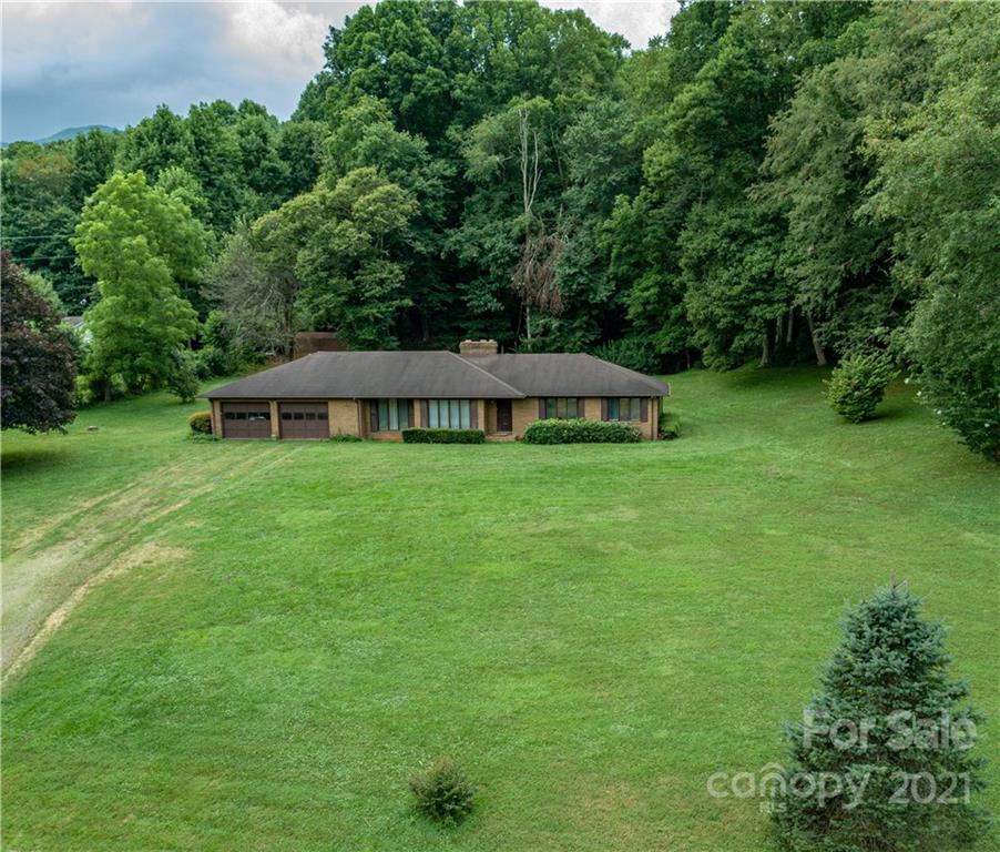 90 Melton Drive Burnsville NC 28714