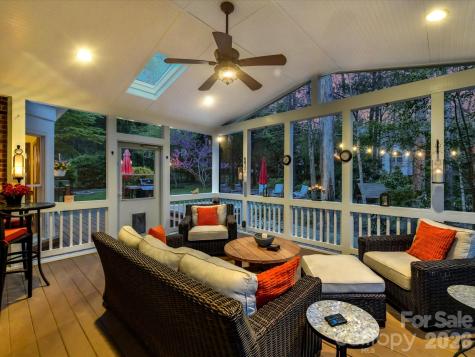 8715 Cahill Lane Charlotte NC 28277