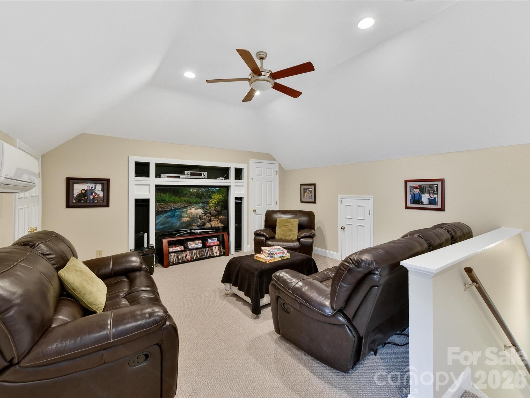 8715 Cahill Lane Charlotte NC 28277