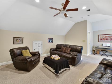 8715 Cahill Lane Charlotte NC 28277