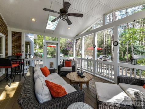 8715 Cahill Lane Charlotte NC 28277