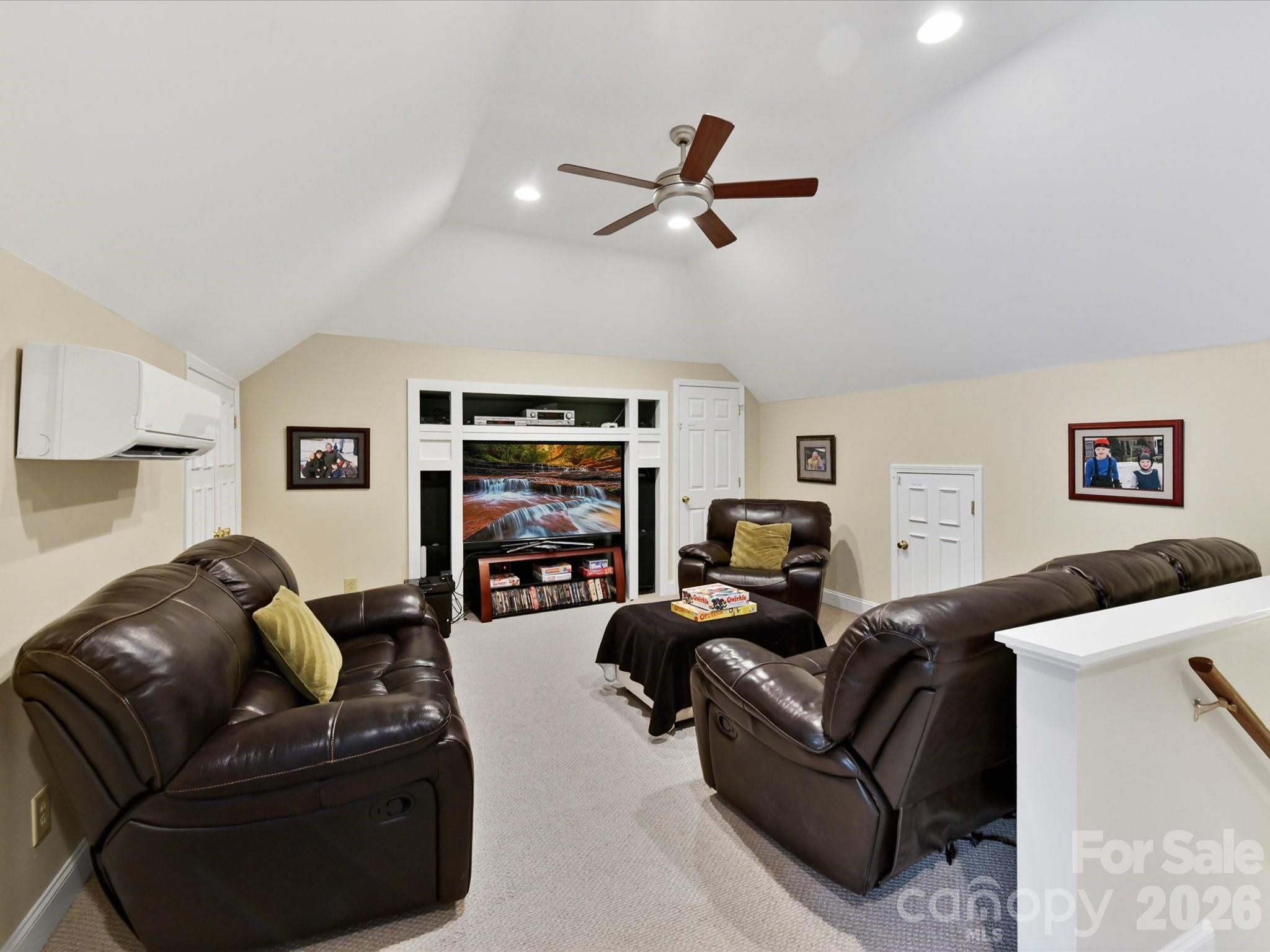 8715 Cahill Lane Charlotte NC 28277