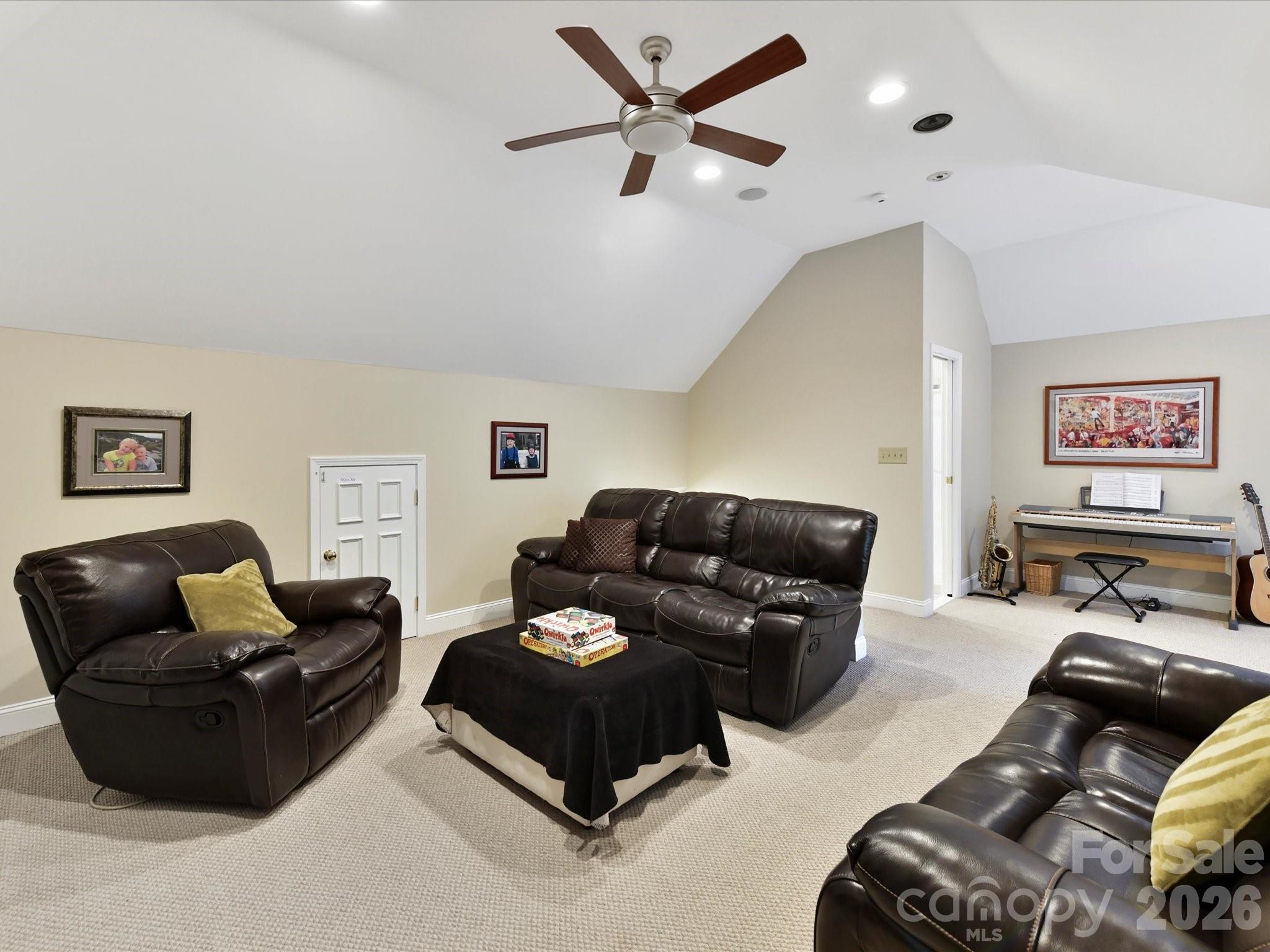 8715 Cahill Lane Charlotte NC 28277