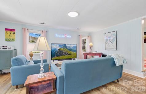 8 Concord Road Asheville NC 28803