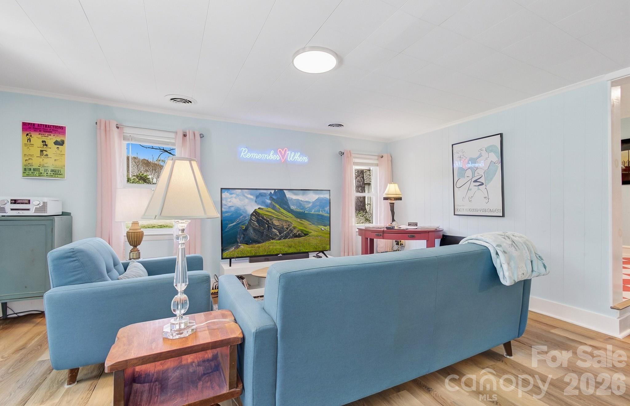8 Concord Road Asheville NC 28803