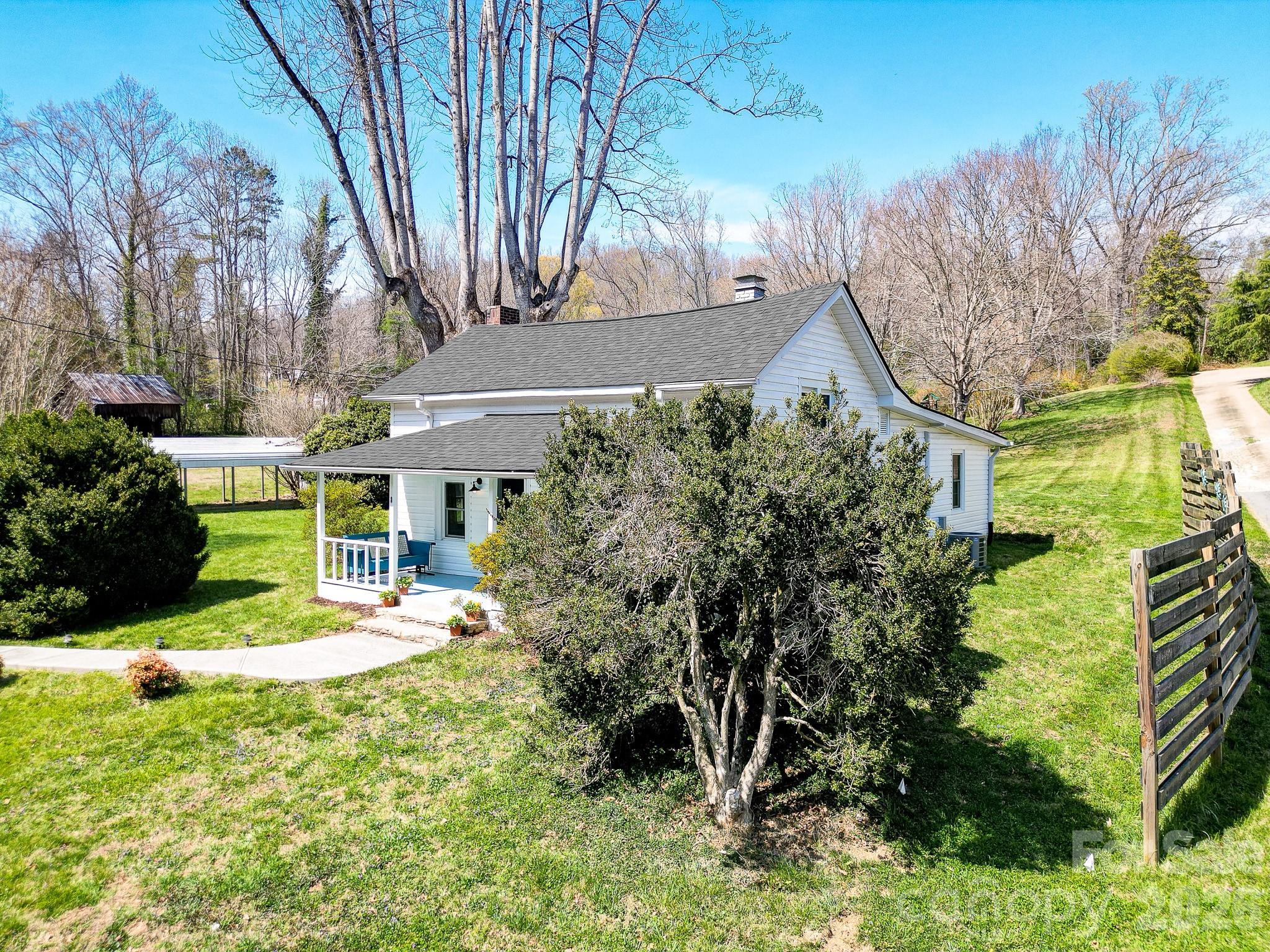 8 Concord Road Asheville NC 28803