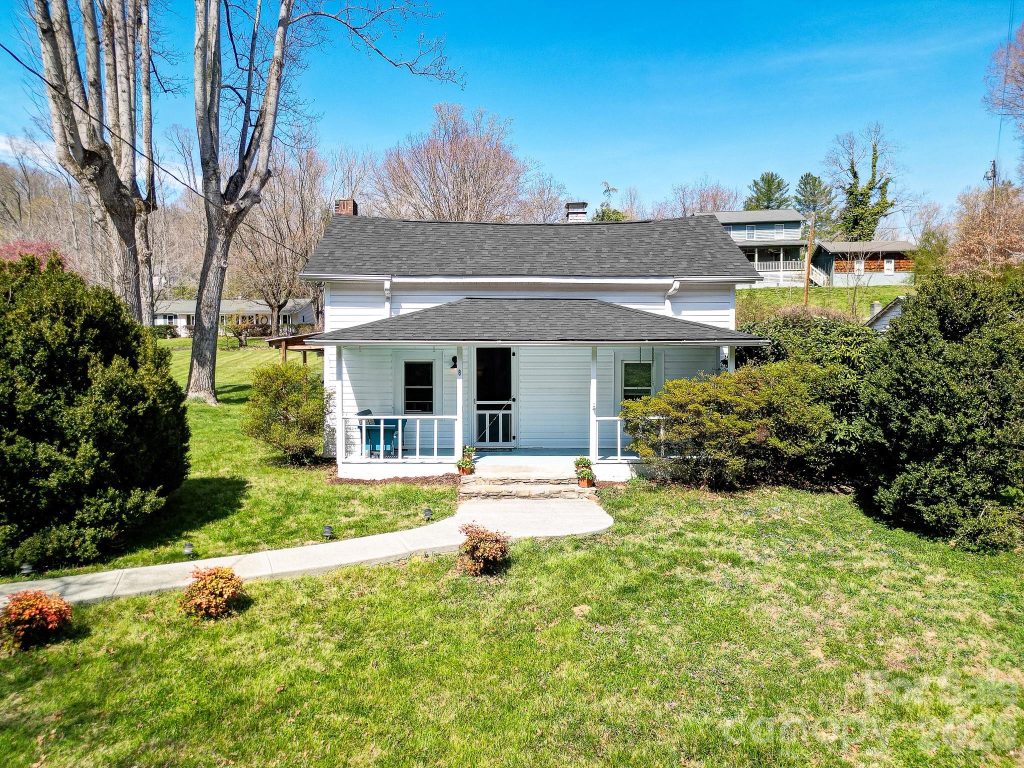 8 Concord Road Asheville NC 28803
