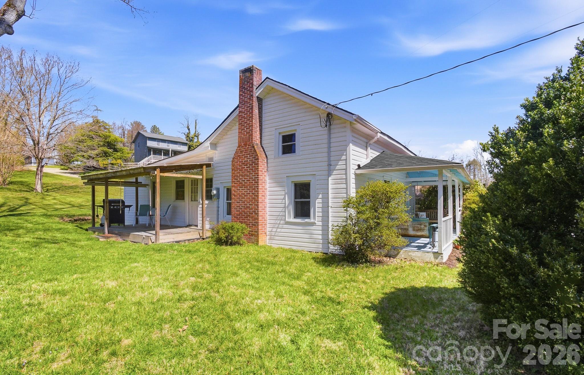 8 Concord Road Asheville NC 28803