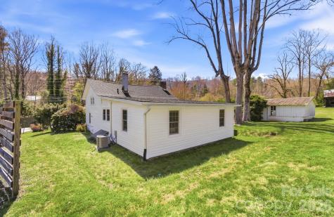 8 Concord Road Asheville NC 28803
