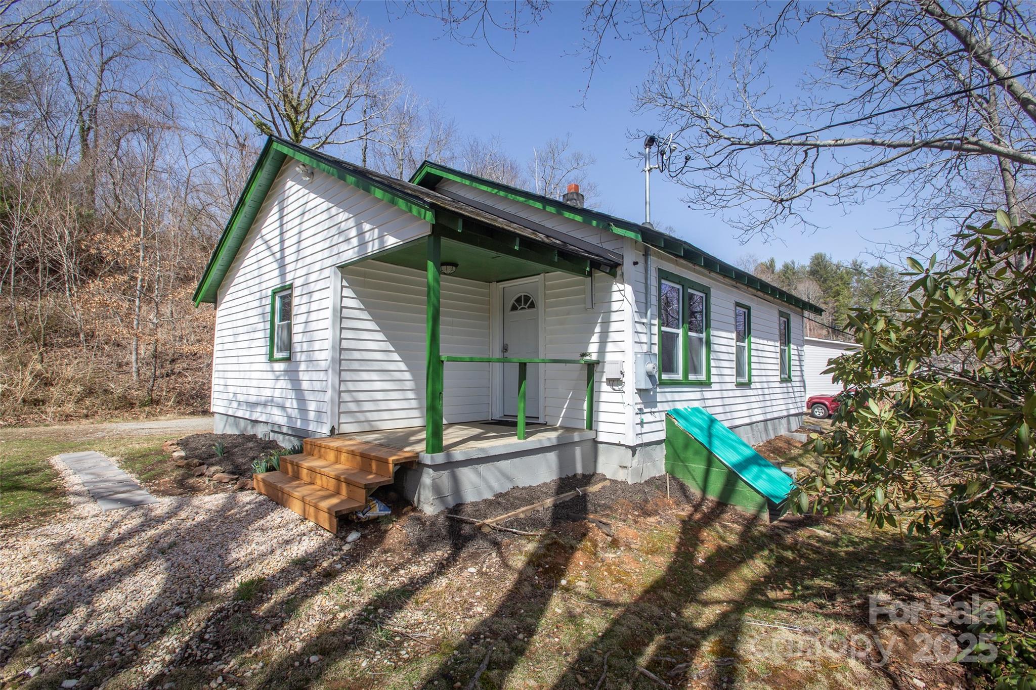 88 Lower Grassy Branch Road Asheville NC 28805