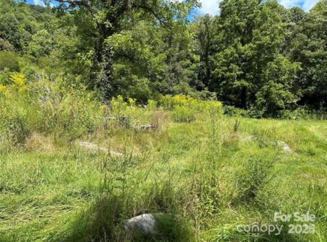 108 Lanning Road Clyde NC 28721