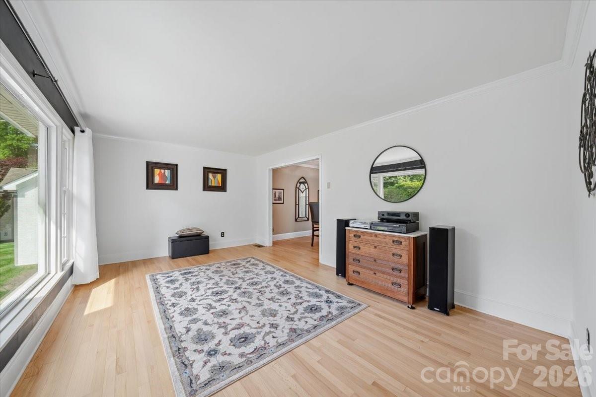 6701 Ronda Avenue Charlotte NC 28211