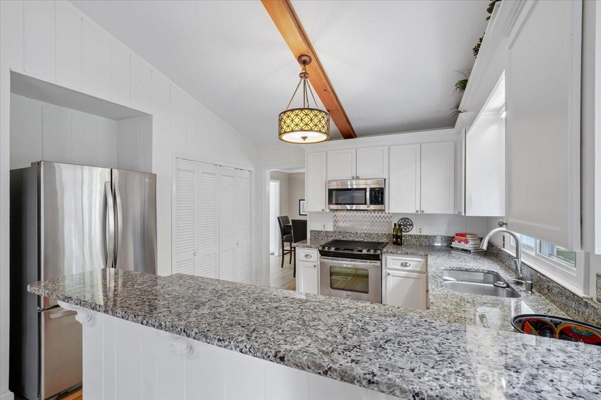 6701 Ronda Avenue Charlotte NC 28211