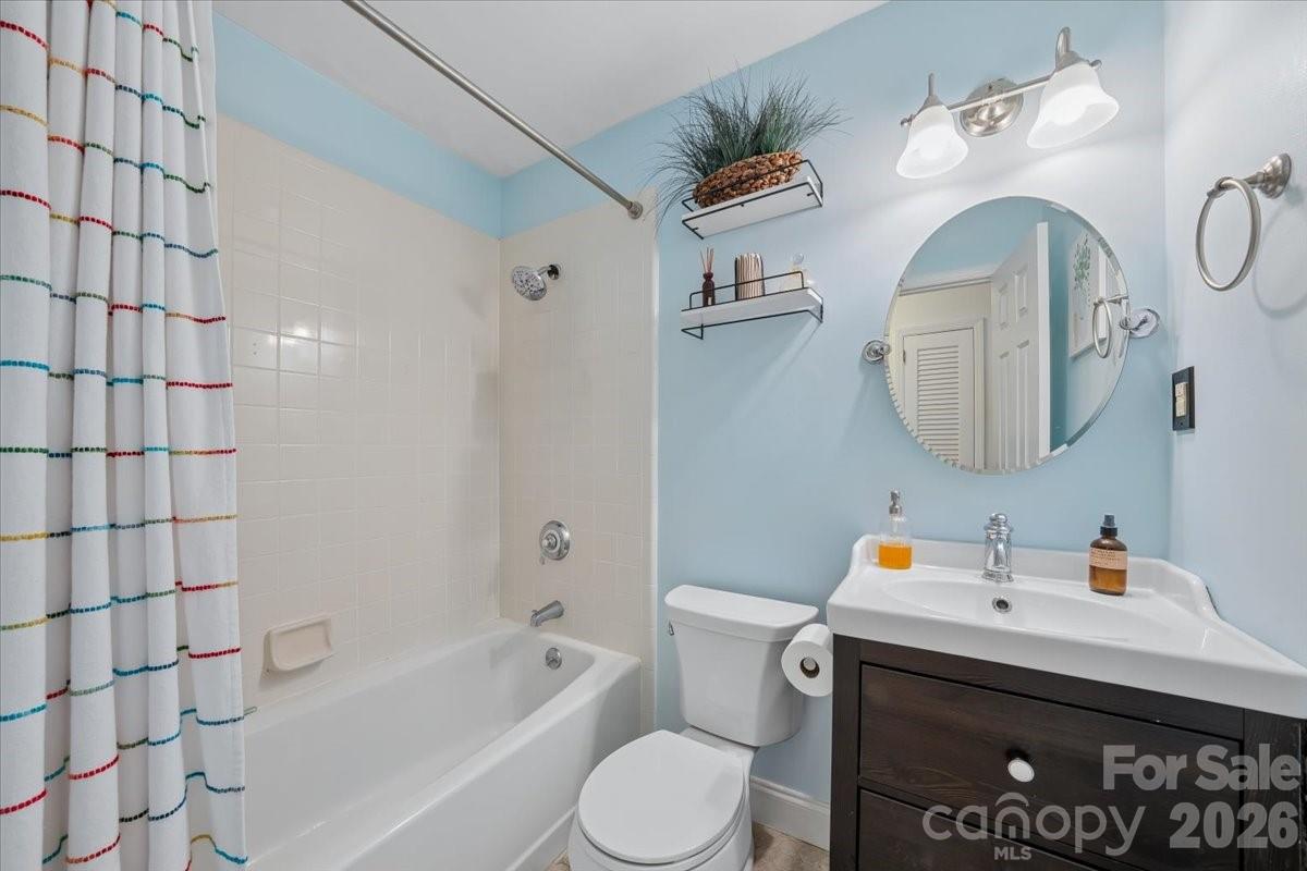 6701 Ronda Avenue Charlotte NC 28211