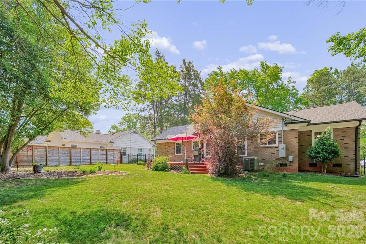 6701 Ronda Avenue Charlotte NC 28211