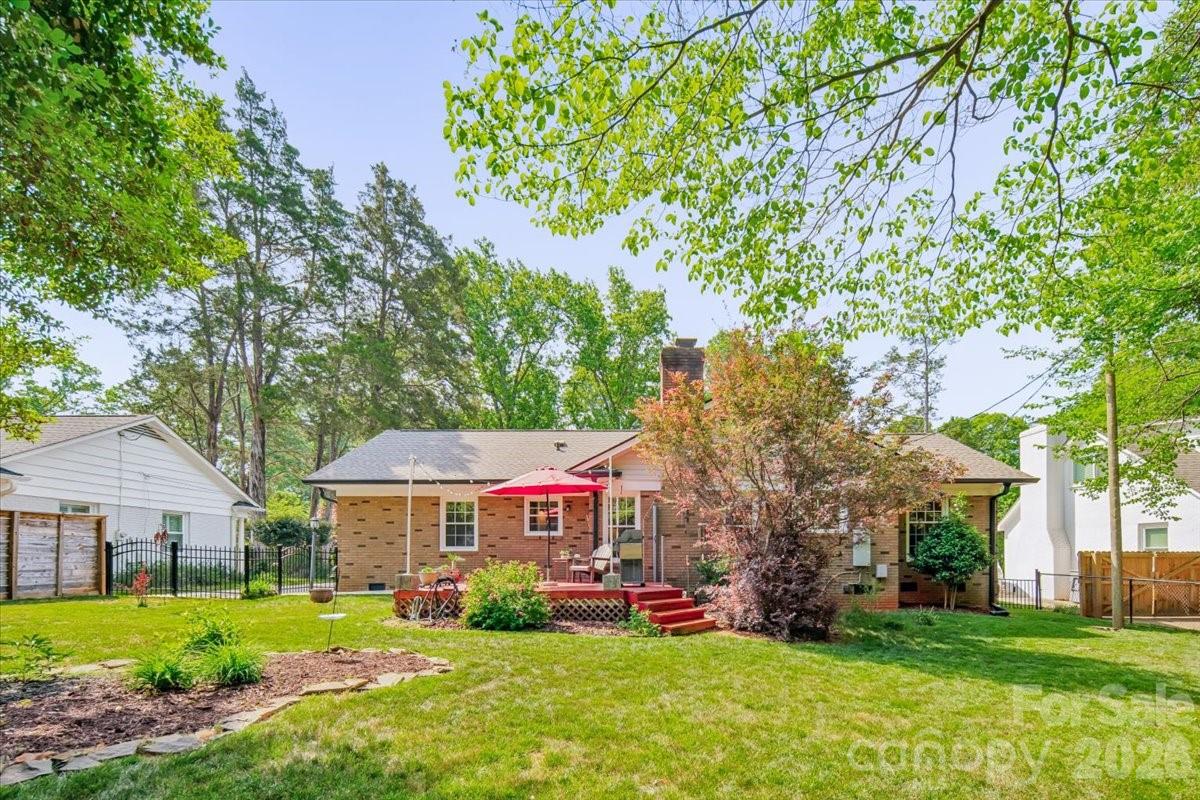 6701 Ronda Avenue Charlotte NC 28211