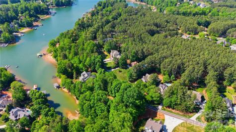 190 Kenway Loop Mooresville NC 28117