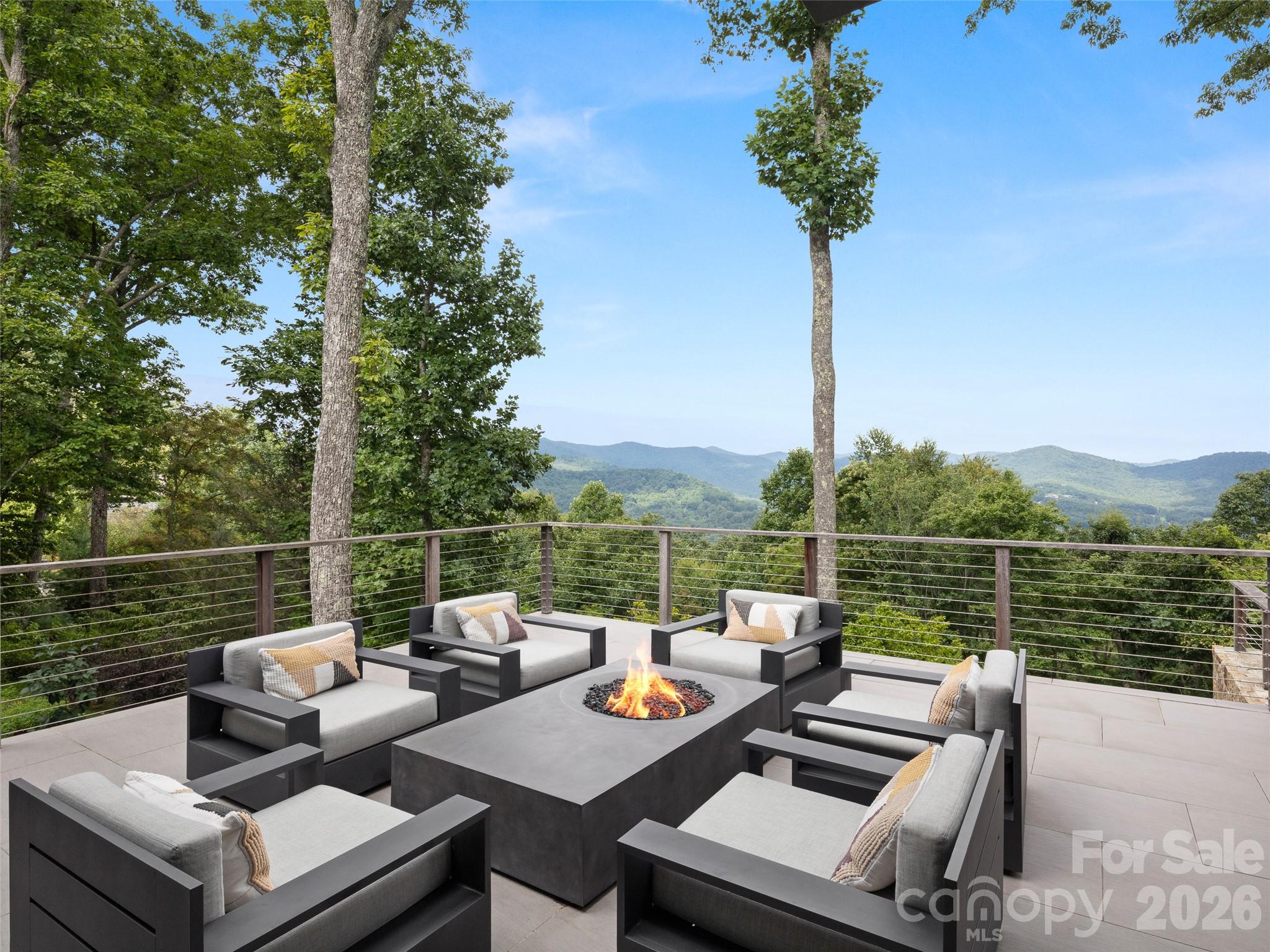 8 Deer Grass Court Arden NC 28704