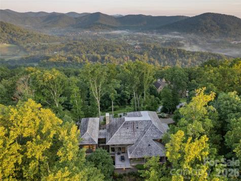 8 Deer Grass Court Arden NC 28704