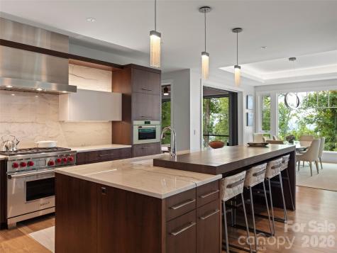 8 Deer Grass Court Arden NC 28704