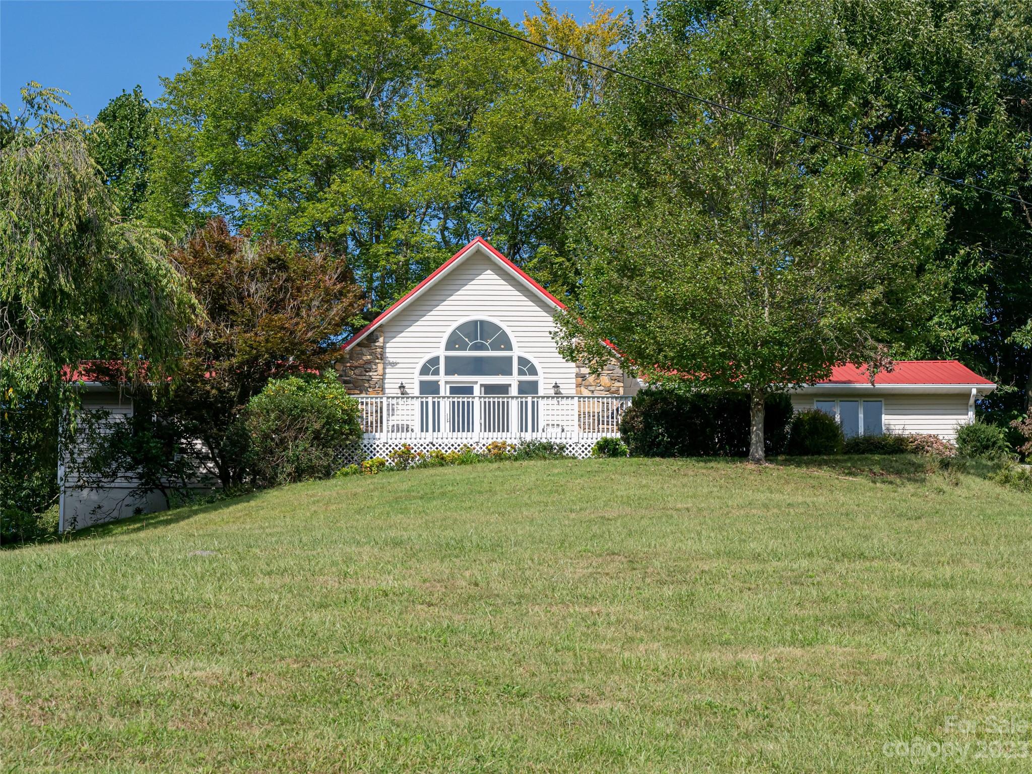 4698 Paint Fork Road Mars Hill NC 28754