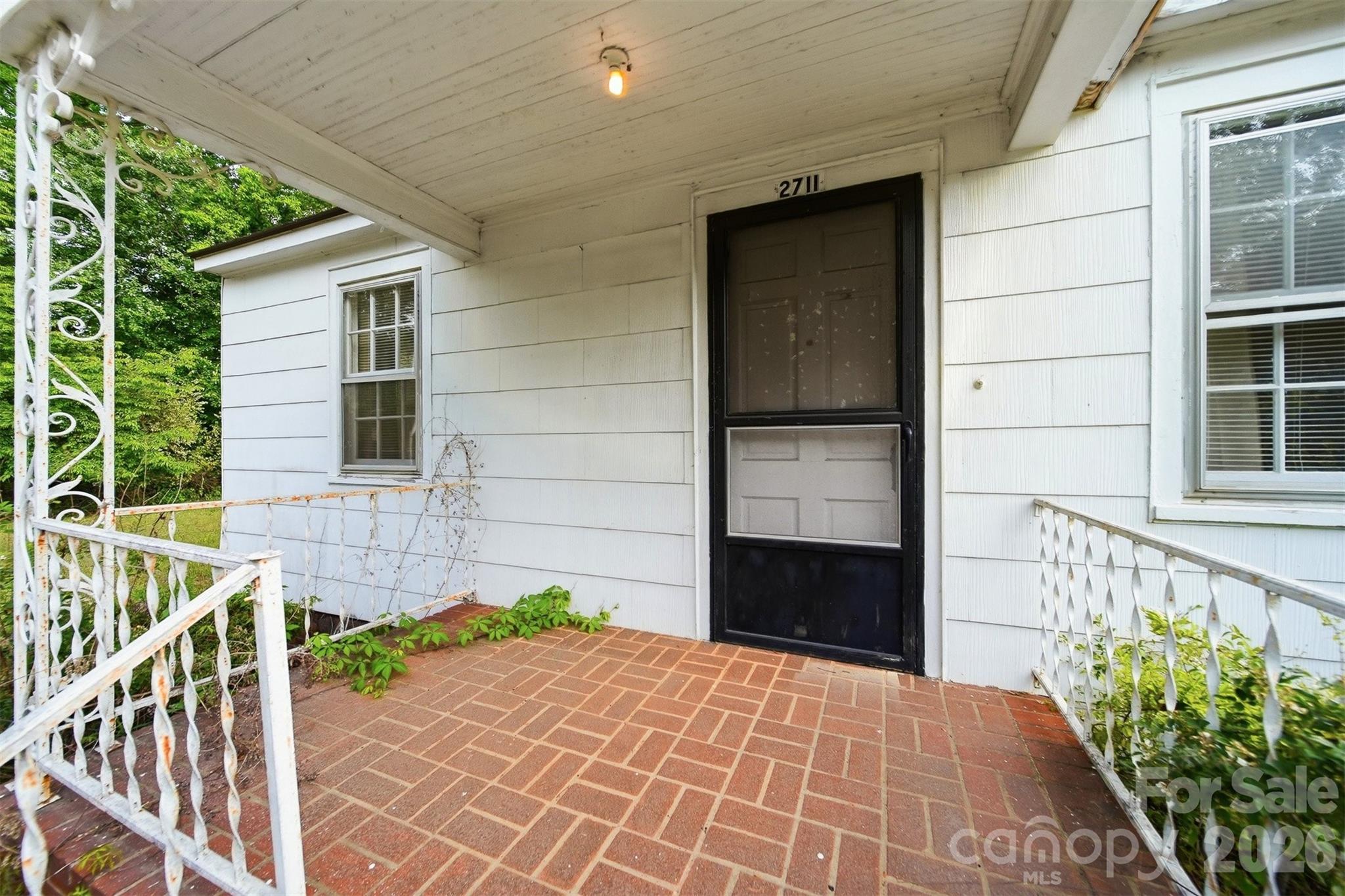 2711 SE 8th Avenue SE Hickory NC 28602