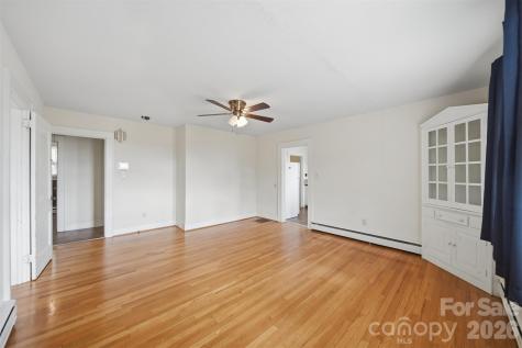 2711 SE 8th Avenue SE Hickory NC 28602