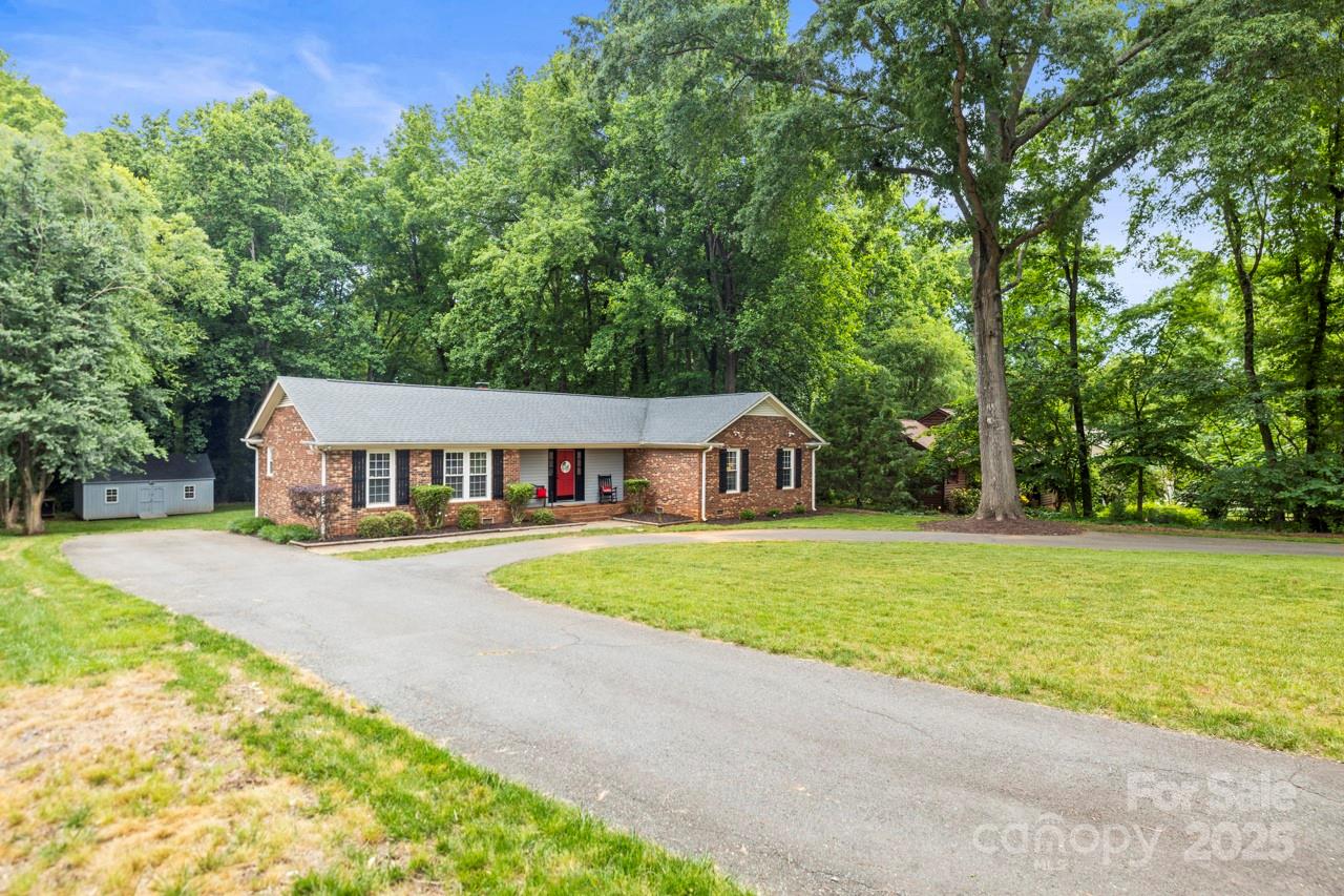 8938 Glencroft Road Mint Hill NC 28227