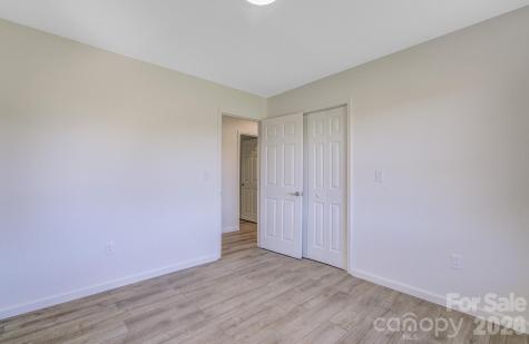 1248 Jenkins Valley Road Alexander NC 28701