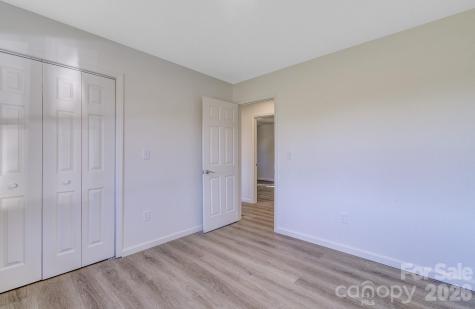 1248 Jenkins Valley Road Alexander NC 28701