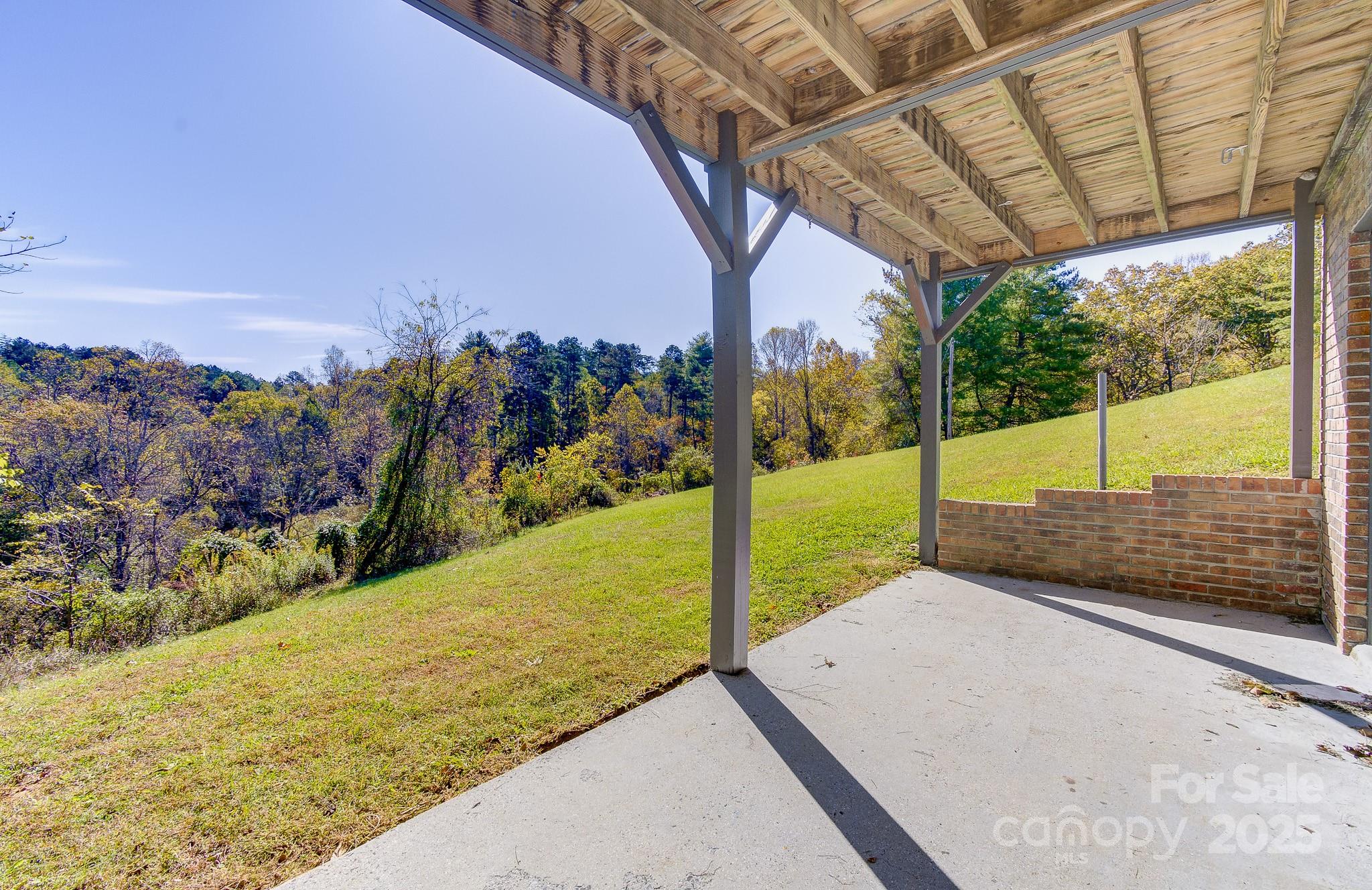 1248 Jenkins Valley Road Alexander NC 28701