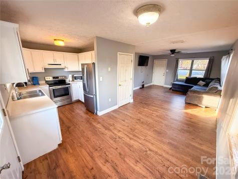 45 Pleasant Court Flat Rock NC 28731