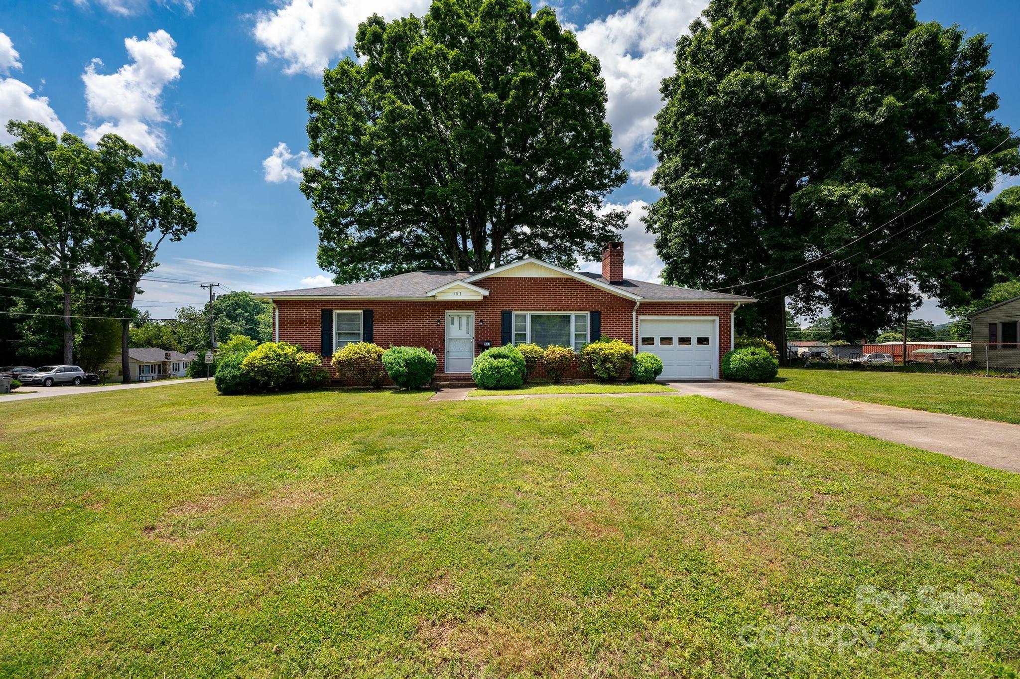 501 Kincaid Street Lenoir NC 28645